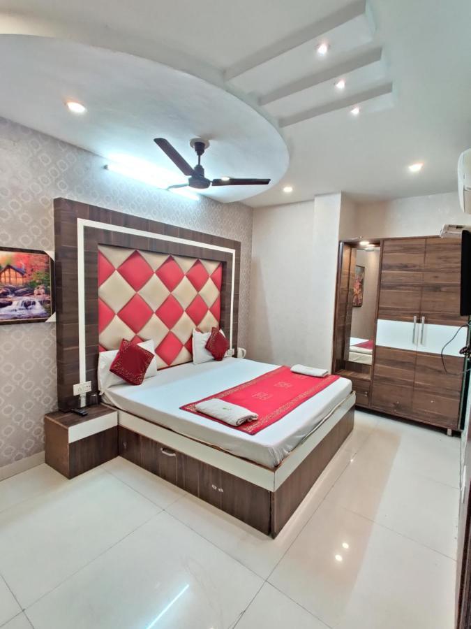 Hotel Robin Inn Amritsar Esterno foto