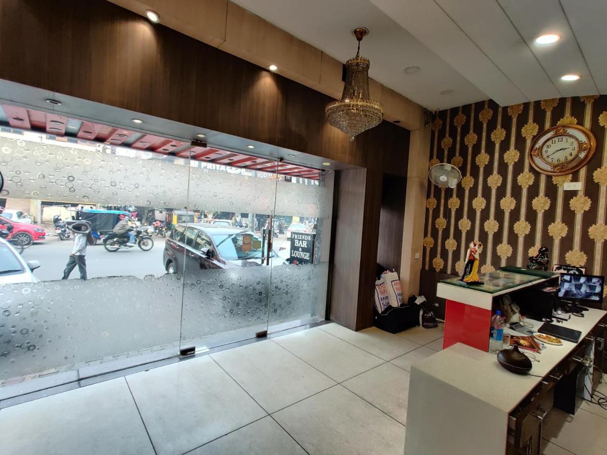 Hotel Robin Inn Amritsar Esterno foto